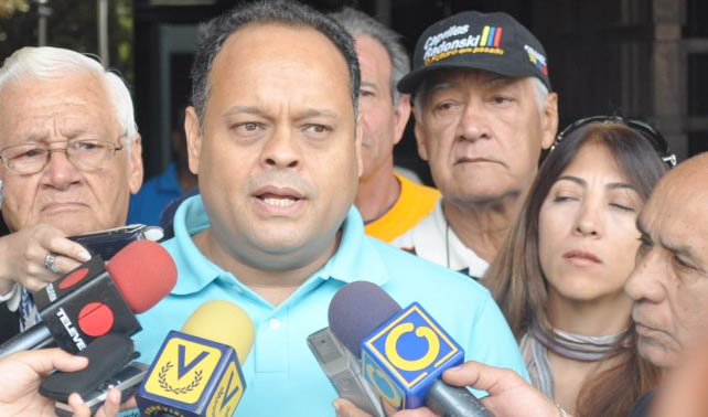 Conductor asegura que hay un plan de magnicidio en su contra
