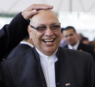 ¿Qué le están haciendo al presidente de Paraguay, Fernando Lugo? 