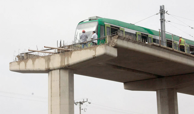 Maracuchos sorprendidos porque tramo incompleto del Metro resultó peligroso