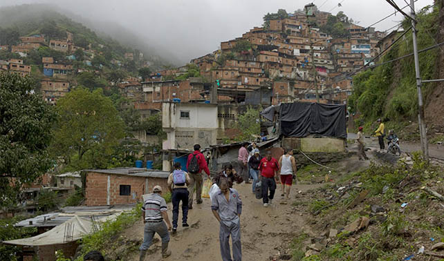 Crean "Misión Verdad que tú prefieres tu rancho de mierda y así que ni vale la pena darte la casa que te prometimos, si va"