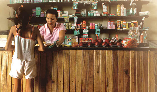 Tras huida de transnacionales, Abasto "Mi Querencia" se convierte en compañía más grande del país