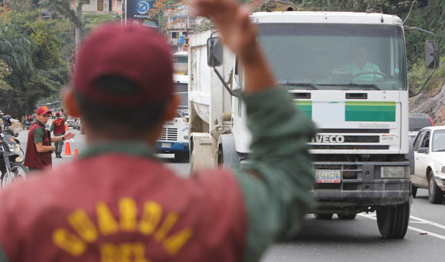 Supuesta resurrección de Judío hace dos mil años genera cola subiendo de la Guaira