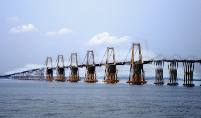 Descubren que el puente de Maracaibo no existe: es una alucinación causada por el calor