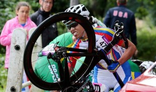 Ciclista venezolana se retira de su carrera para regresar y no excederse en cupo CADIVI