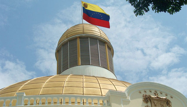 Sano debate en seno de Asamblea lleva a acuerdo entre las dos partes