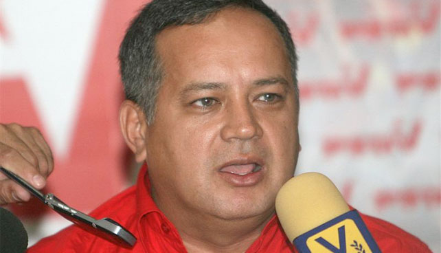 Diosdado explica que Mario Silva no salió del aire sino "se fue a una finca”