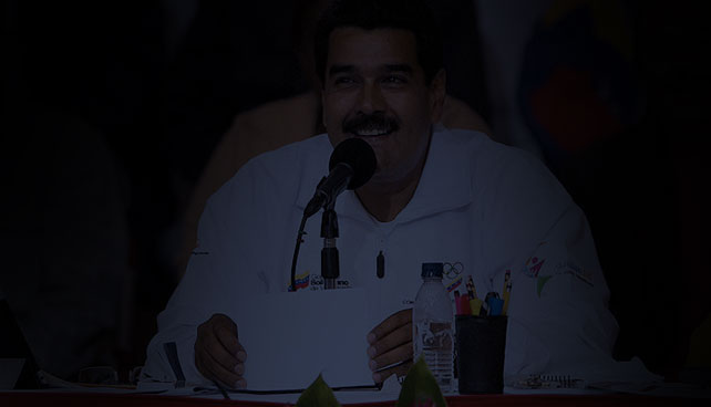 Se va la luz en evento sobre los 100 días de Gobierno de Maduro