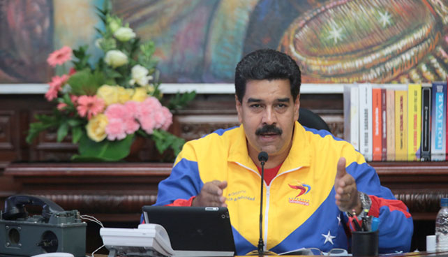 Maduro lleva inflación a 0% anunciando que todo es gratis