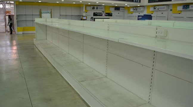 Venezolanos realizan visitas guiadas a tiendas vacías