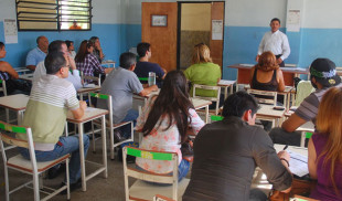 Nuevas materias para los cursos de miembros de mesa del CNE