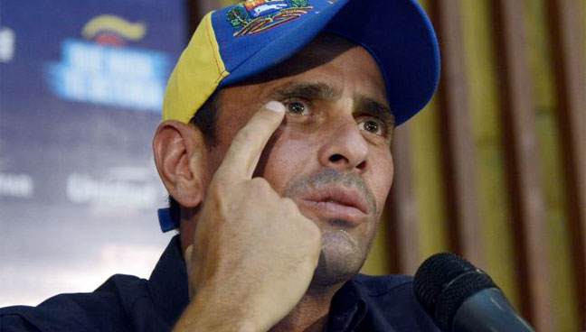 Capriles se queja de medidas económicas que igual debía hacer si ganaba