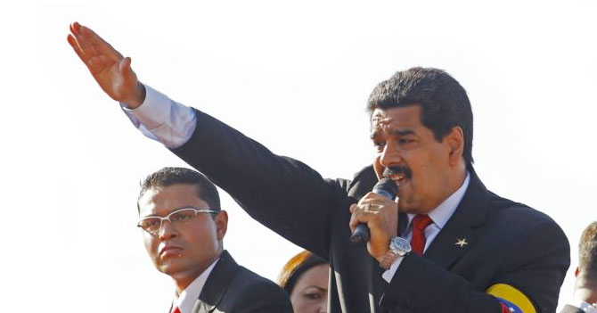 Maduro: "Me llamarán dictador, pero voy a hacer todo lo que hace un dictador"