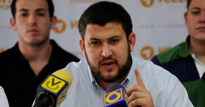 Smolansky secretamente feliz que Maduro sepa su nombre