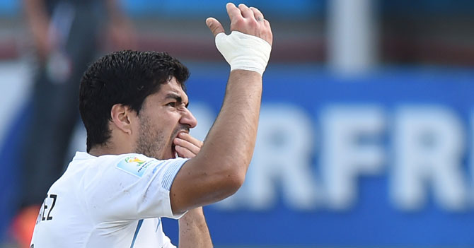 FIFA ordena a veterinario poner a dormir a Luis Suárez