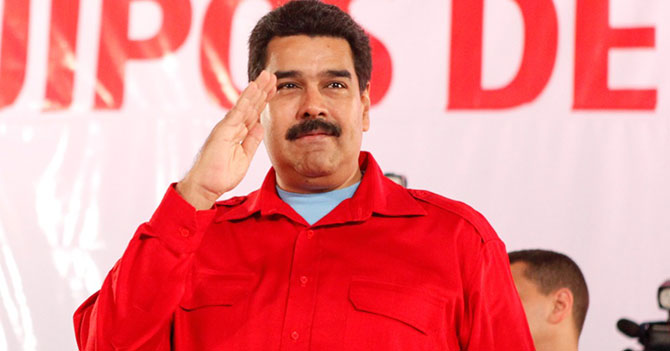 Finalmente toma medidas económicas: Maduro vende su cupo electrónico  