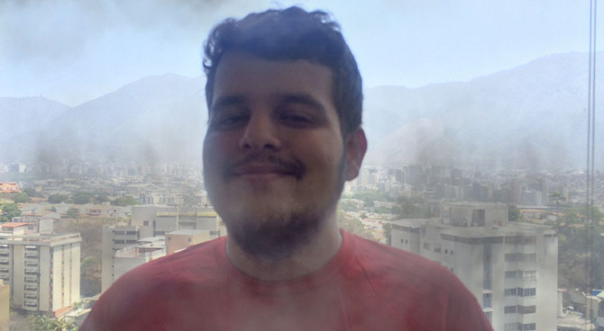 Marihuanero de 19 años sería culpable de humo sobre Caracas