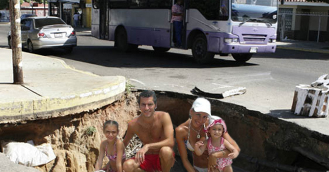 Familia pasa vacaciones dentro de hueco en calle de Caracas