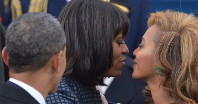 Siguen los éxitos: Obama convence a Michelle de hacer trío con Beyoncé