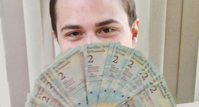 Venezolano va a España con 100 Bolívares y esto es todo lo que hizo