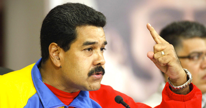 Maduro amenaza con seguir gobernando si el PSUV gana las elecciones del 6D