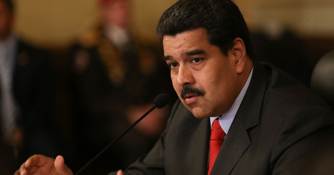 Maduro crea nuevos ministerios para tener más personas a quien echarle la culpa