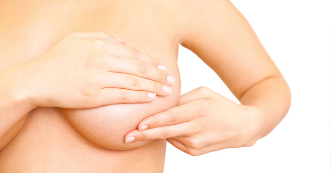 Campaña contra el cáncer de mama recomienda no tocarse porque igual no hay medicinas