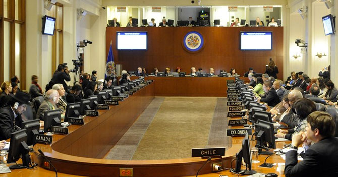 Sesión extraordinaria de la OEA cumple 24 horas discutiendo caso del gorila