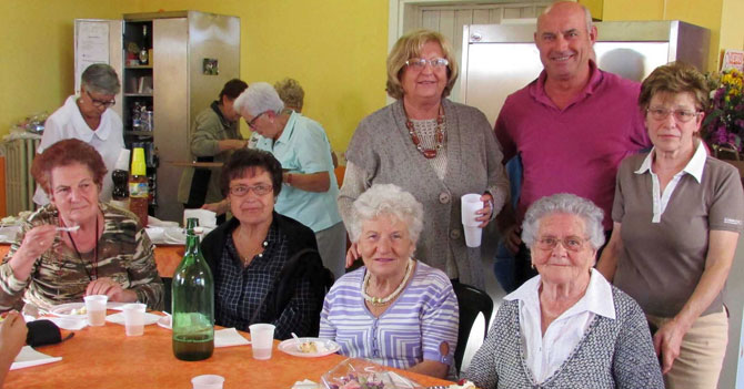 "Esto son los nuevos 70" dice señora que cumple 80 años