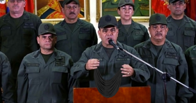 Padrino López ordena a la GNB llevar cortina negra para tapar atrocidades