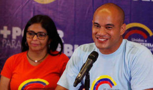 Chavismo cumple dos días hablando de plebiscito que no les importó