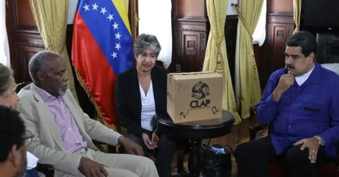 Danny Glover se va frustrado de Venezuela luego de solo conseguir una caja CLAP