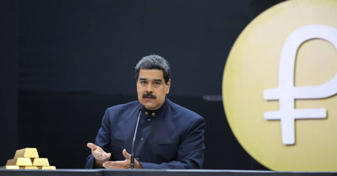 Maduro se confunde y le quita tres letras al Bolívar