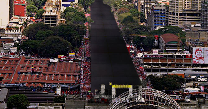 Maduro cierra campaña llenando la avenida Bolívar con tarima gigante