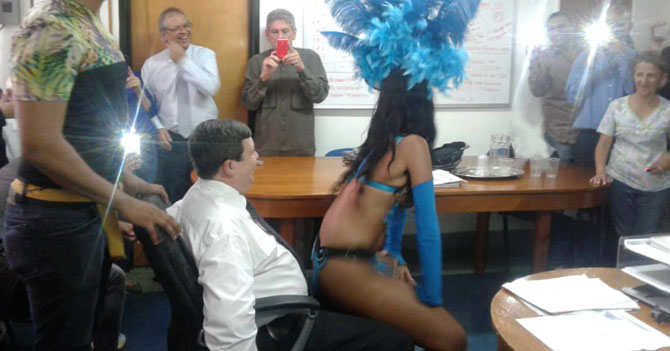 Hospital Universitario aprueba el uso de garotas como cura para la disfunción eréctil