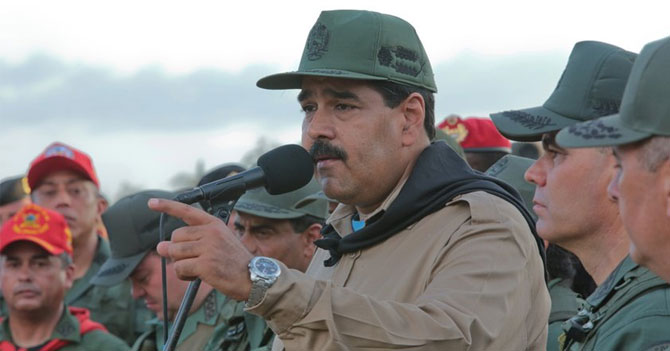 Chavismo recuerda hoy con nostalgia la época en que celebraban los golpes de Estado