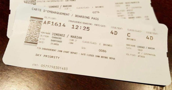 ¡AUNQUE USTED NO LO CREA! Venezolano en Chile manda pasaje que prometió a su novia