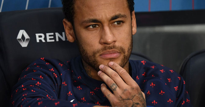 Neymar indeciso sobre cuál va a ser el club al que le va a sacar el culo en 9 meses