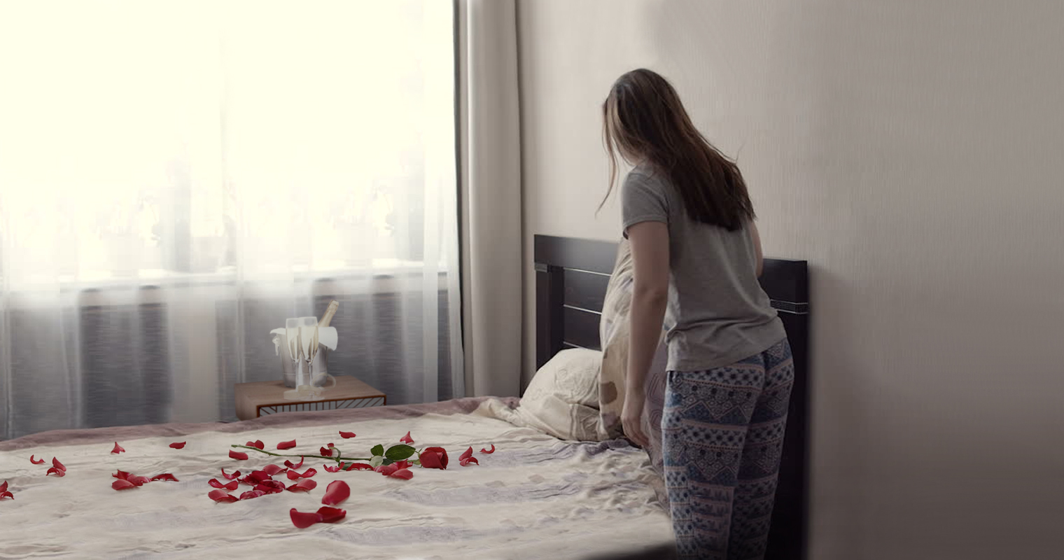 Madre comprensiva con la economía le dice a hijo que su casa sí es un motel