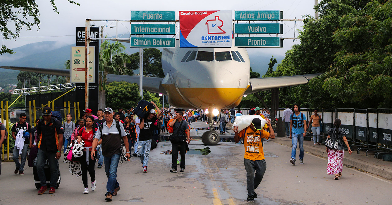 Avión atrapado en Venezuela por suspensión de vuelos emigra por Cúcuta