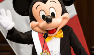 Tras llegada de Disney+ a Latinoamérica, Mickey Mouse asume presidencia de Perú