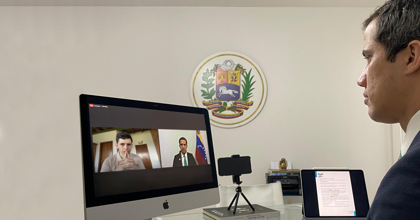 Guaidó se reúne con el semanero de 4to. año "B" del Liceo Pedro Gual