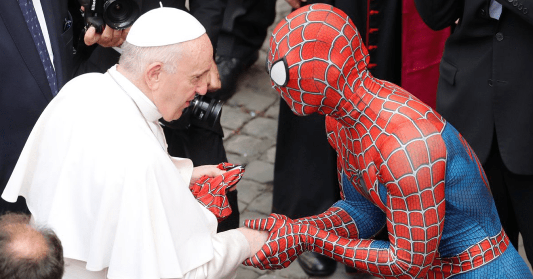 Papa Francisco se une a la iniciativa Avengers