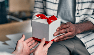 6 cosas que no deberías regalar este año en el 