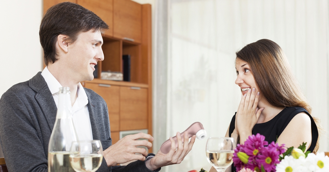 Satisfyer consigue que matrimonio dure 3 años más de lo que debería