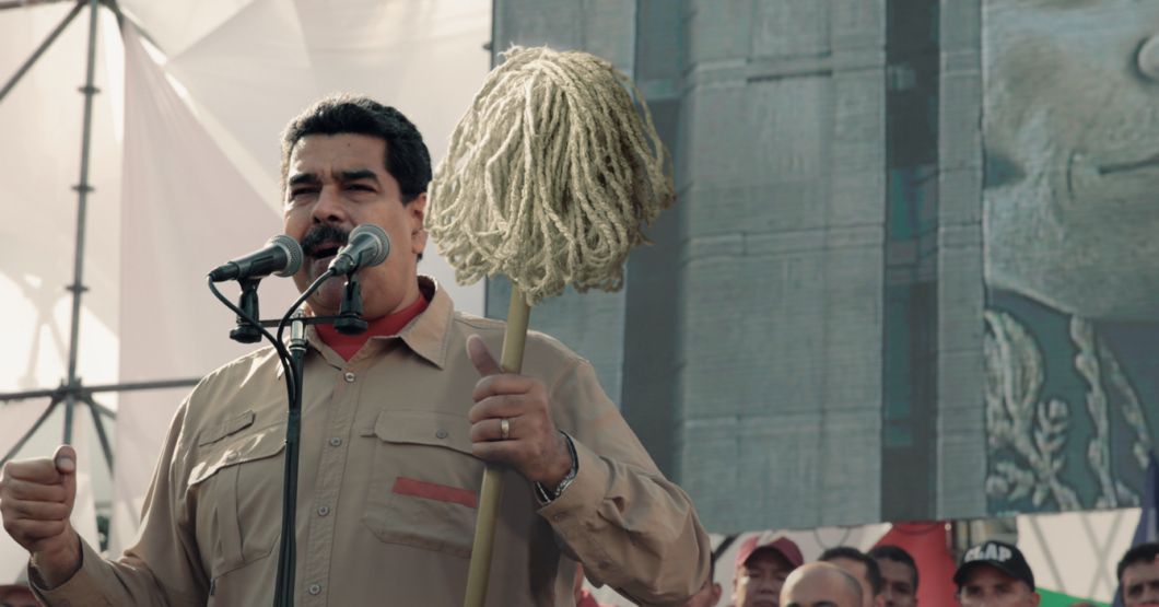 Maduro habilita coleto para que afectados por lluvias sequen sus escombros