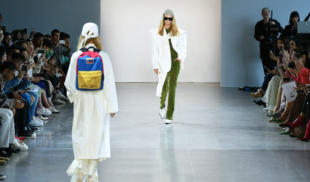 Bolsito tricolor arrasa en la New York Fashion Week