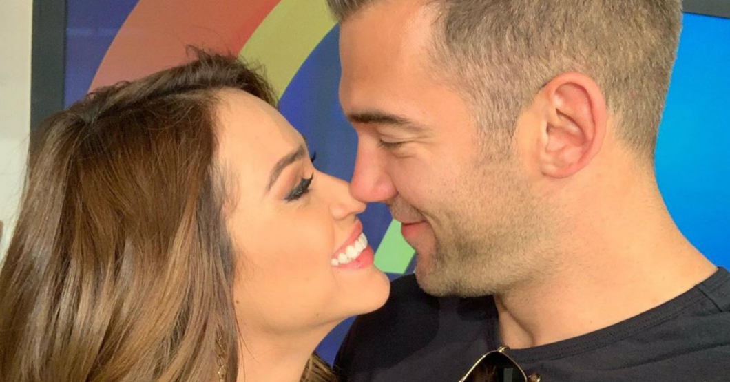 ¡NOOOOOOOO! Gringo inocente patrocina al "primo" de su novia venezolana