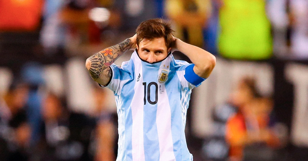 7 indicios de que tu pareja está conspirando para evitar que Messi sea campeón del mundo