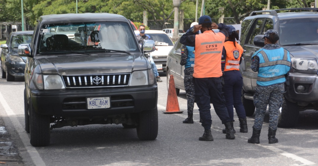 Chamo con RCV vencido listo para comprarle el niño Jesús a los hijos de los policías