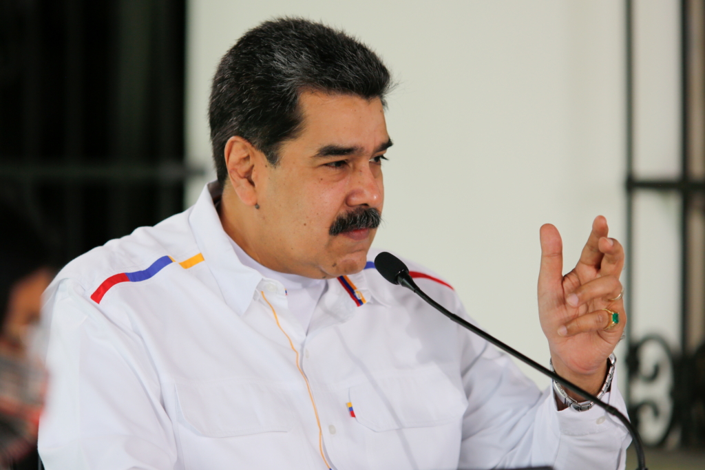 Maduro lanza su candidatura a las primarias de la oposición